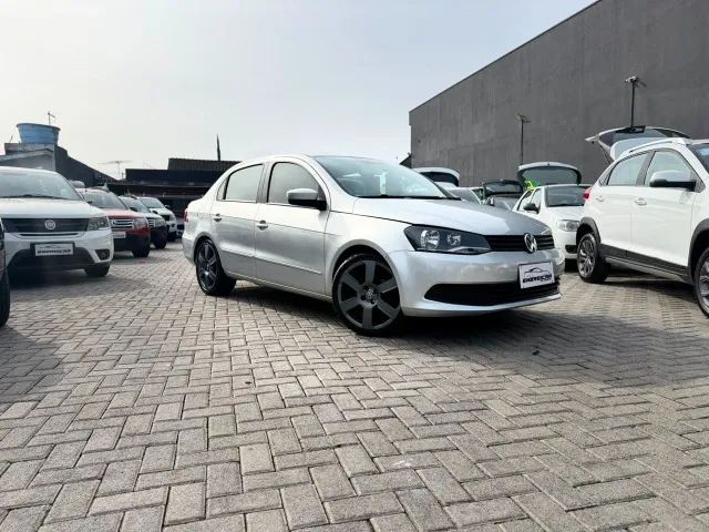 Volkswagen Voyage VOYAGE 1.0/1.0 City Mi Total Flex 8V 4p 2013