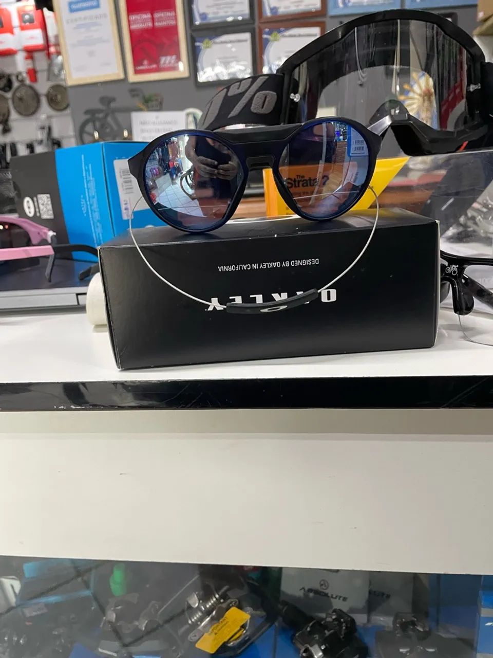 Óculos de sol Oakley polarized clifden - Foto 3