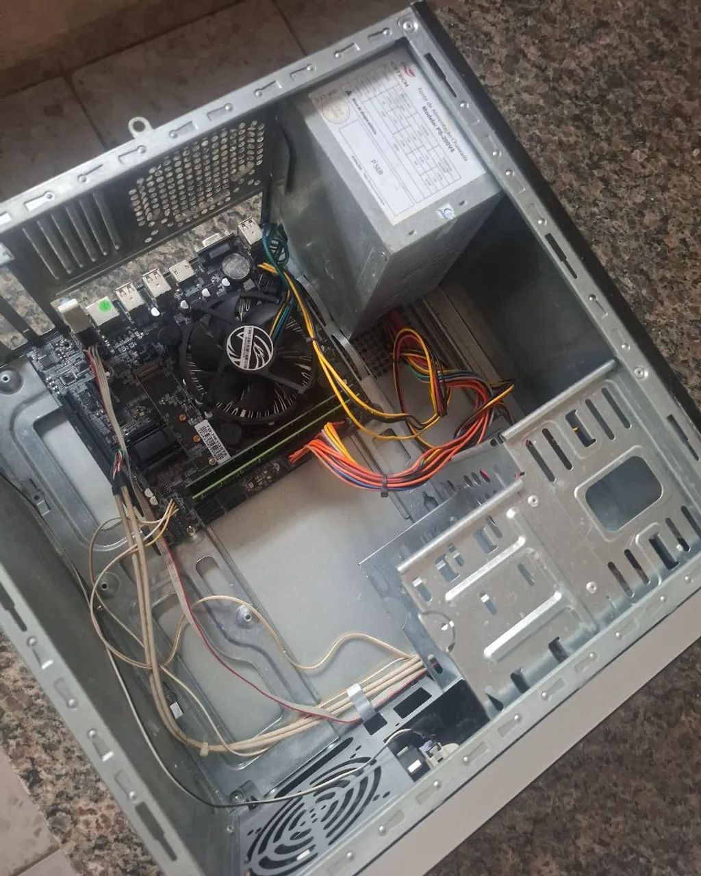 PC Completo | Xeon E3-1225 v2 (i5-3470) | 8GB RAM - Foto 2