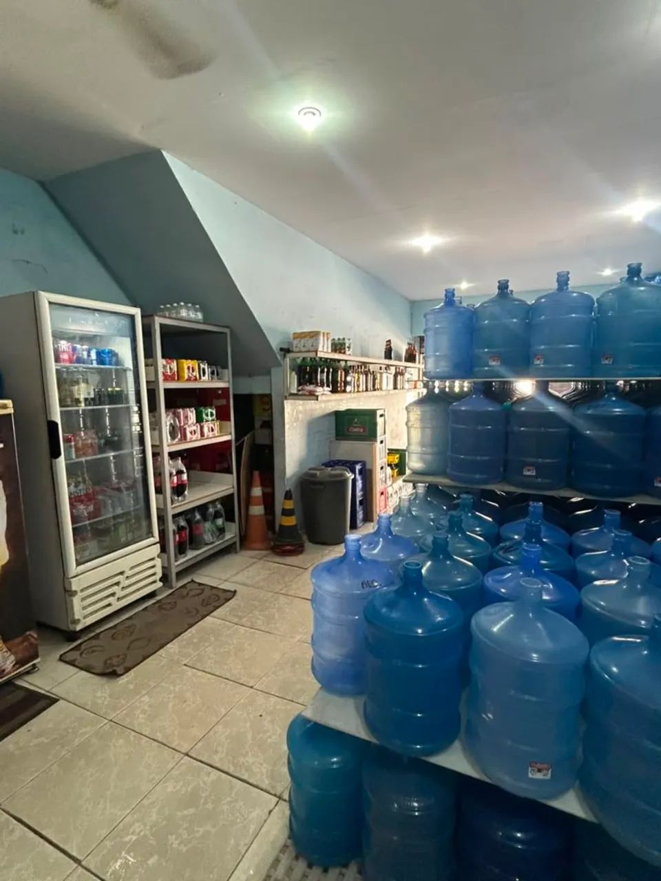 VENDO PONTO - DISTRIBUIDORA DE BEBIDAS (PORTEIRA FECHADA) - Foto 4