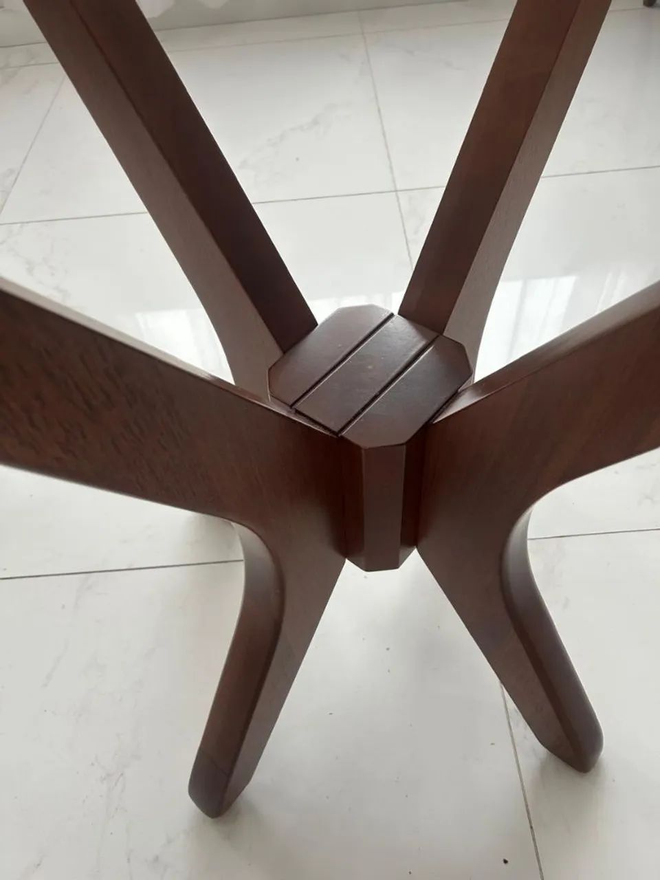 Mesa de vidro e madeira - Foto 3