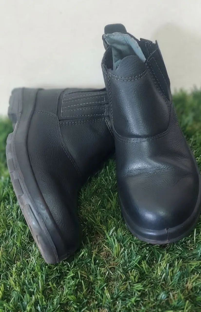 Bota de segurança nova n41