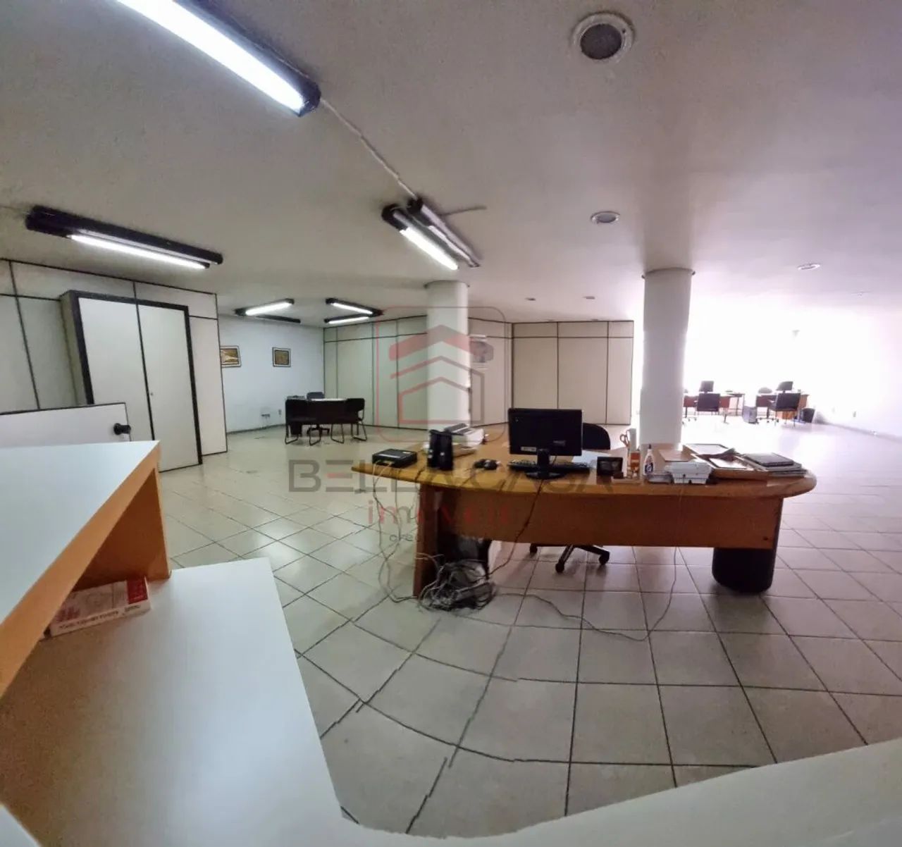 CONJUNTO COMERCIAL 200 m2. ENTRE METRÔ REPUBLICA E ANHANGABAÚ - Foto 2