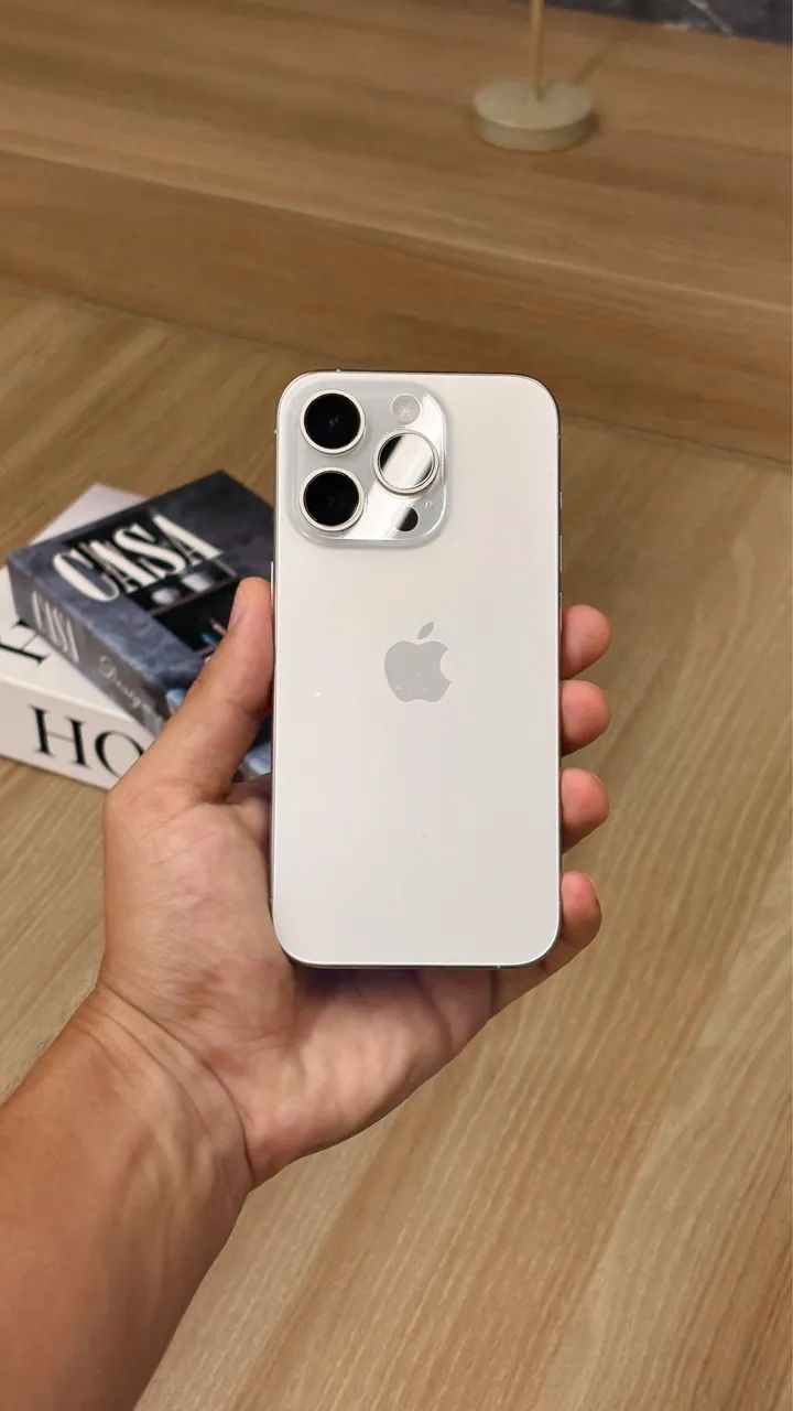 iPhone15pro ホワイト 256GB iPhone 15 Pro 256GB White - Impecável, Garantia - Celulares e