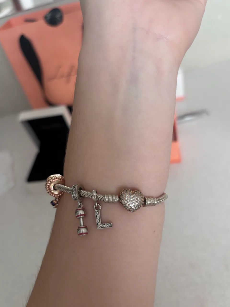 Pulseira Pandora Original Completa com 12 Charms + Caixa | Prata 925 - Foto 3