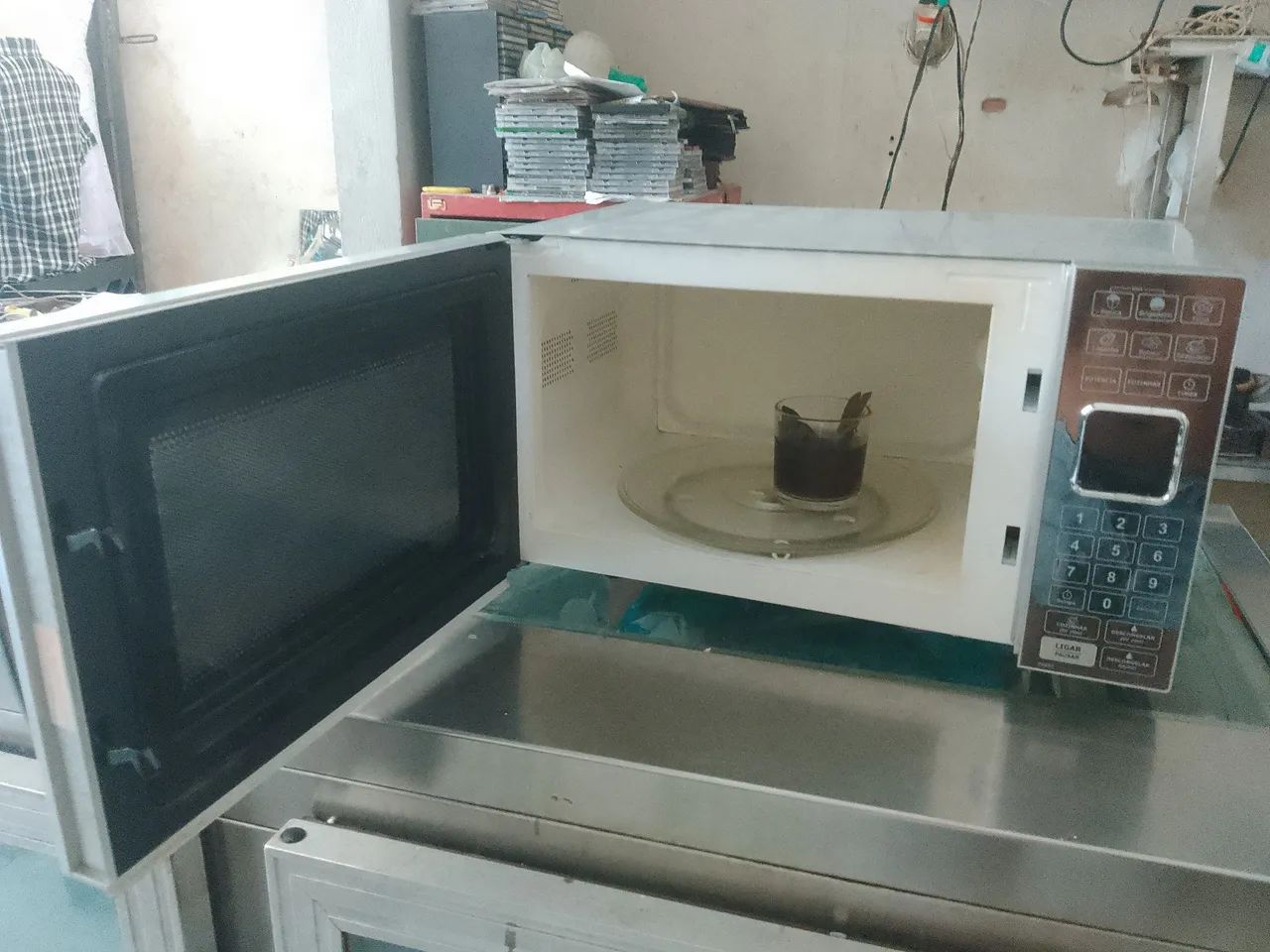 Vendo microondas seminovo  - Foto 2