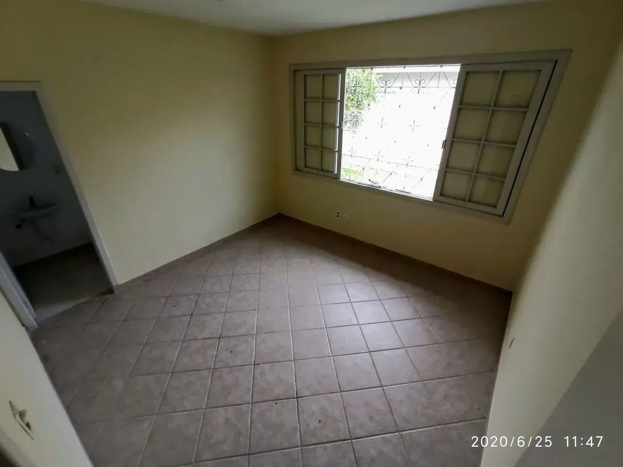 Aluguel Anual Casa Comercial/moradia 4 quartos + edicula - Foto 5