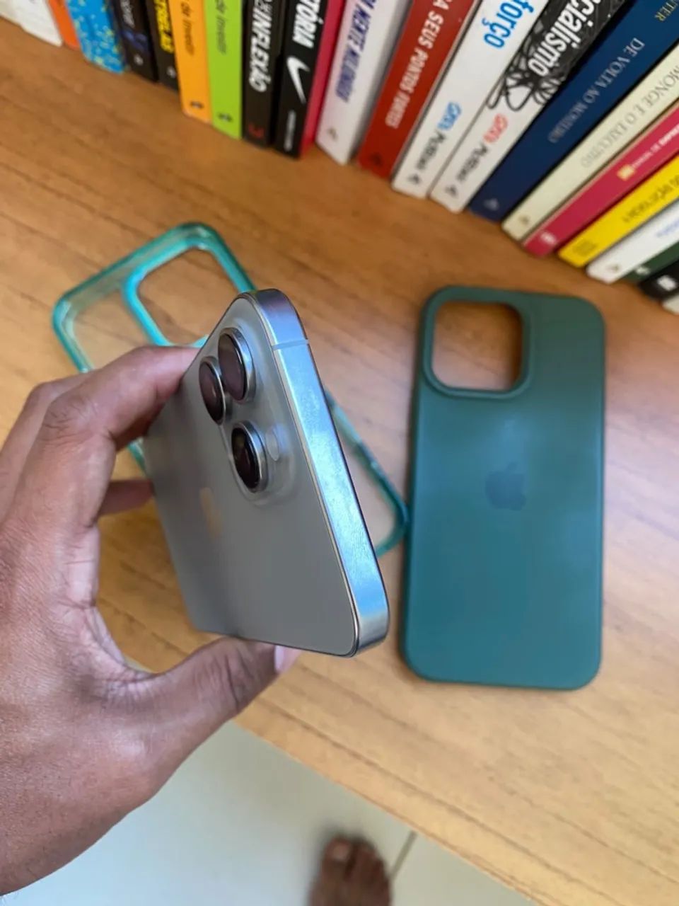 iPhone 16 Pro Max 256  - Foto 2
