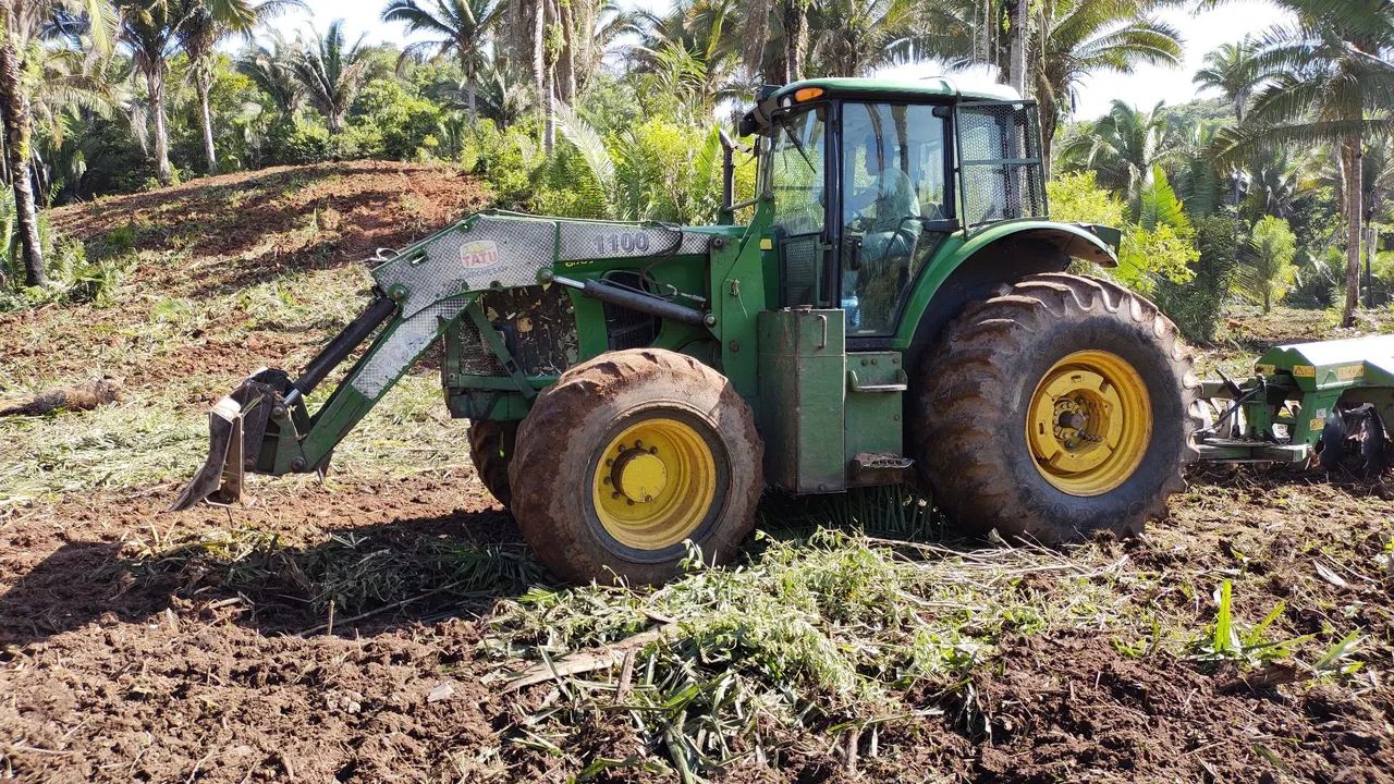 Trator John Deere 6170J ano 2019 com implementos - Foto 2