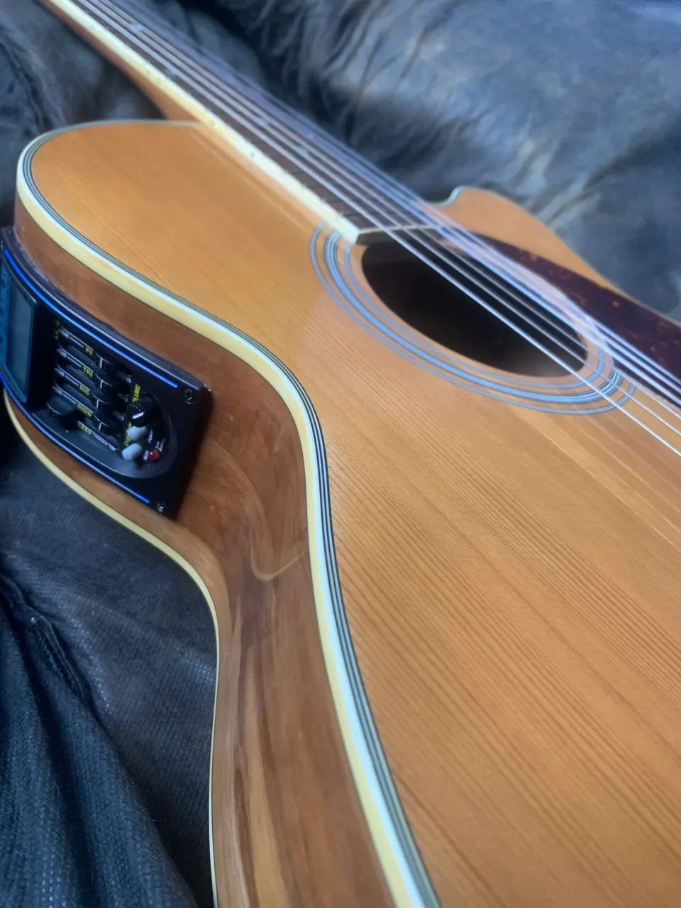 Violão acústico elétrico  troco em outro violão cor preta  - Foto 4