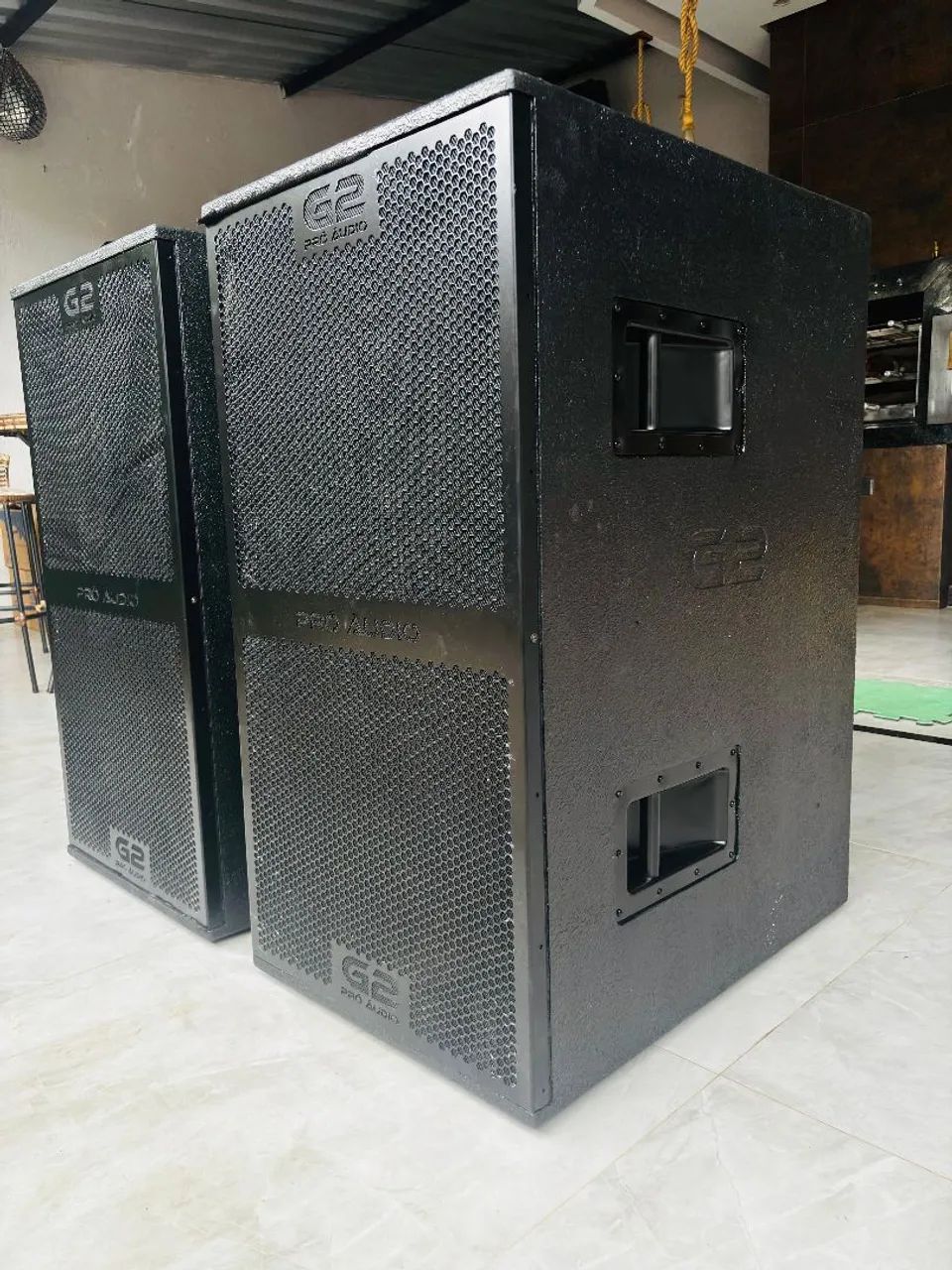 PAR DE SUB'S 218 G² PRO ÁUDIO 1600 RMS