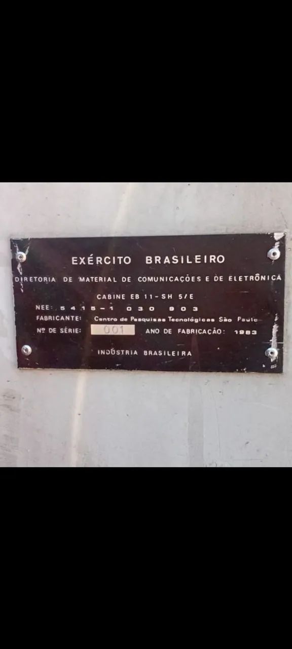 Cabine rádio  militar  do caminhão E15 engesa  - Foto 6