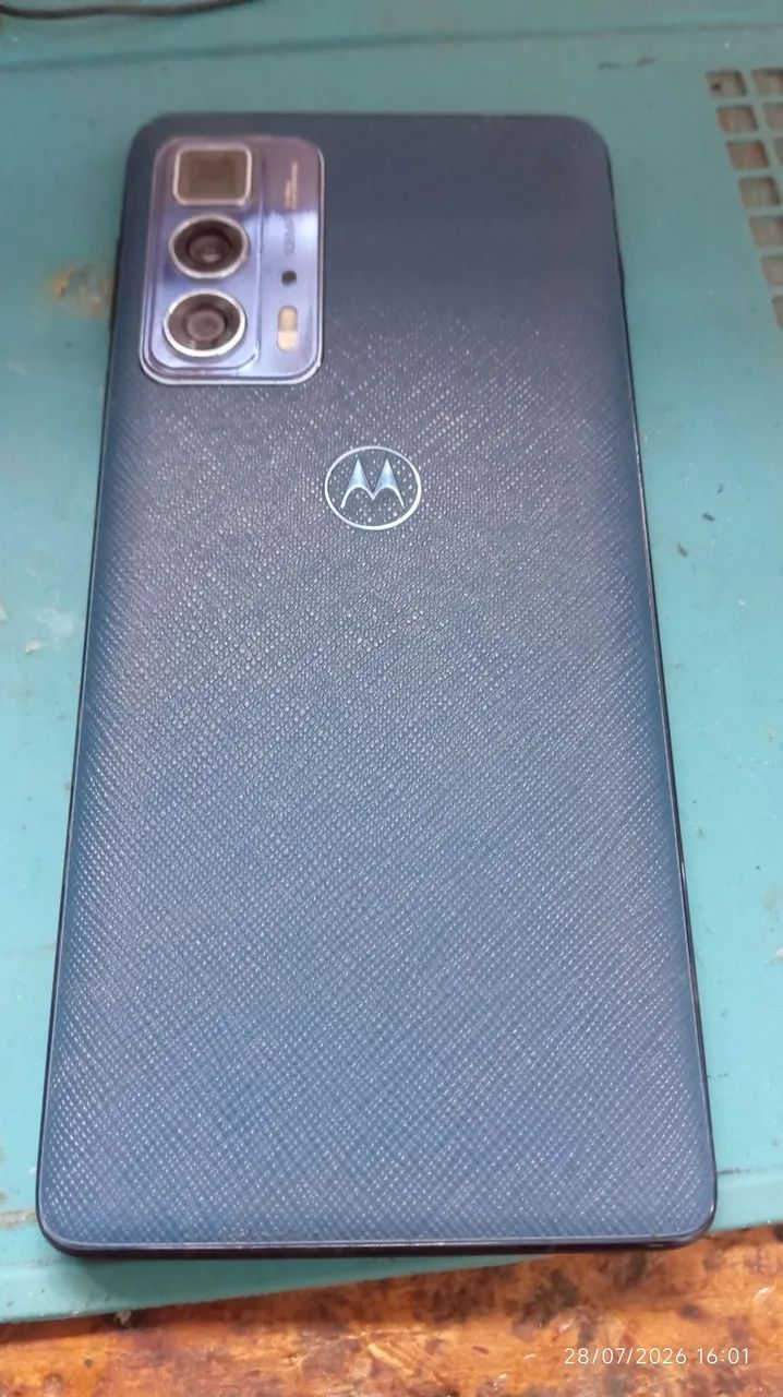 Motorola Edge 20 prol  - Foto 4