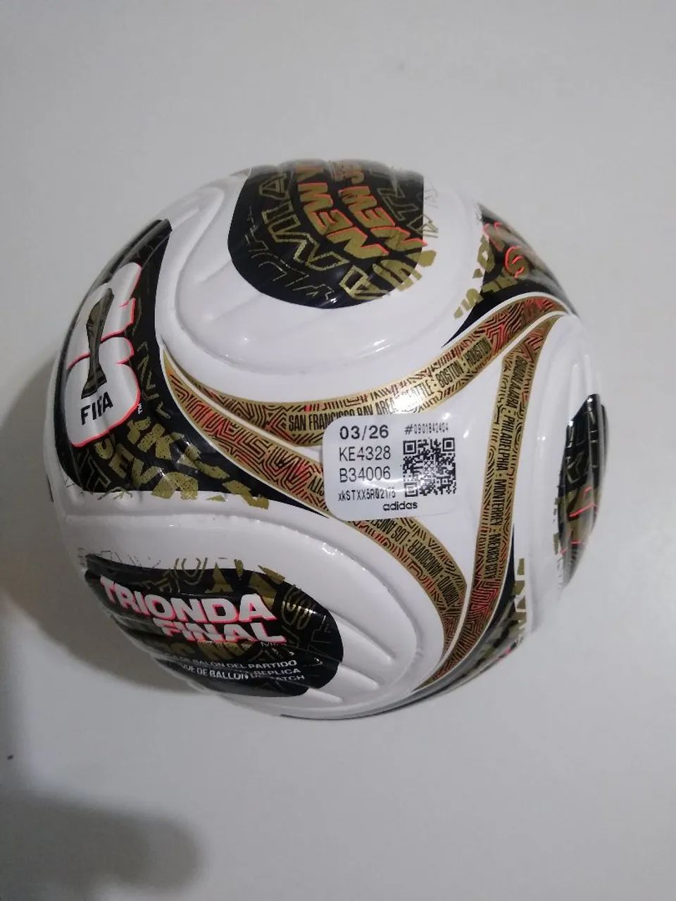 Mini Bola trionda original Adidas  - Foto 4