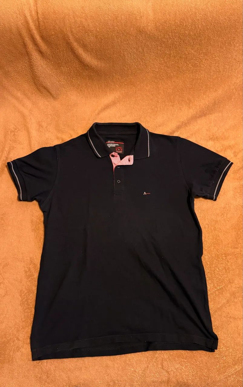 Camiseta gola polo aramis