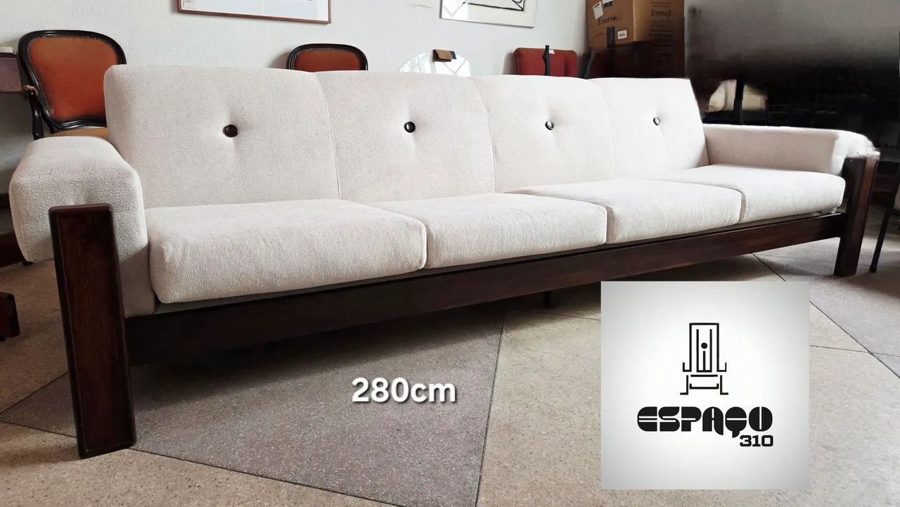 Sofá vintage atribuida a NOVO RUMO 