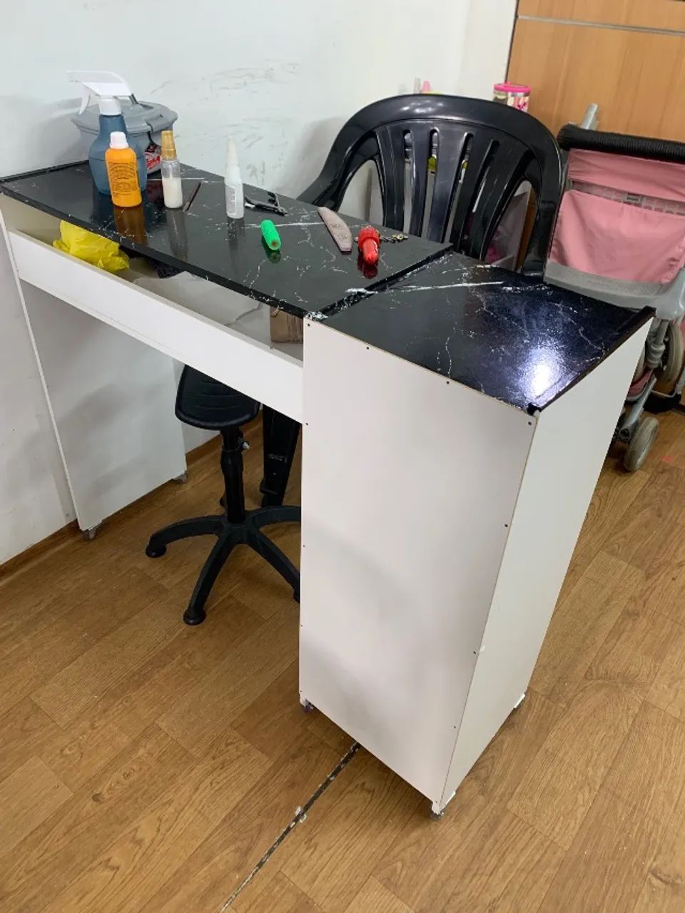 Mesa de manicure ou escritório 