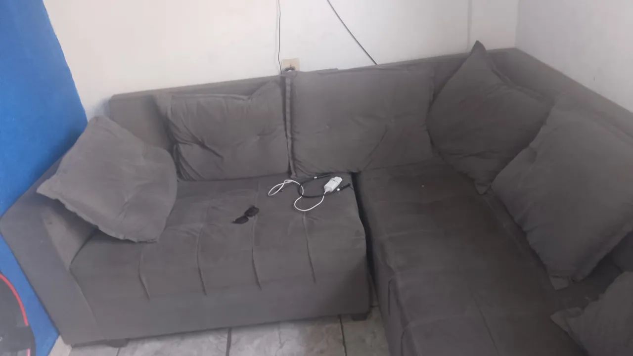 Sofá espaçoso e barato  - Foto 2