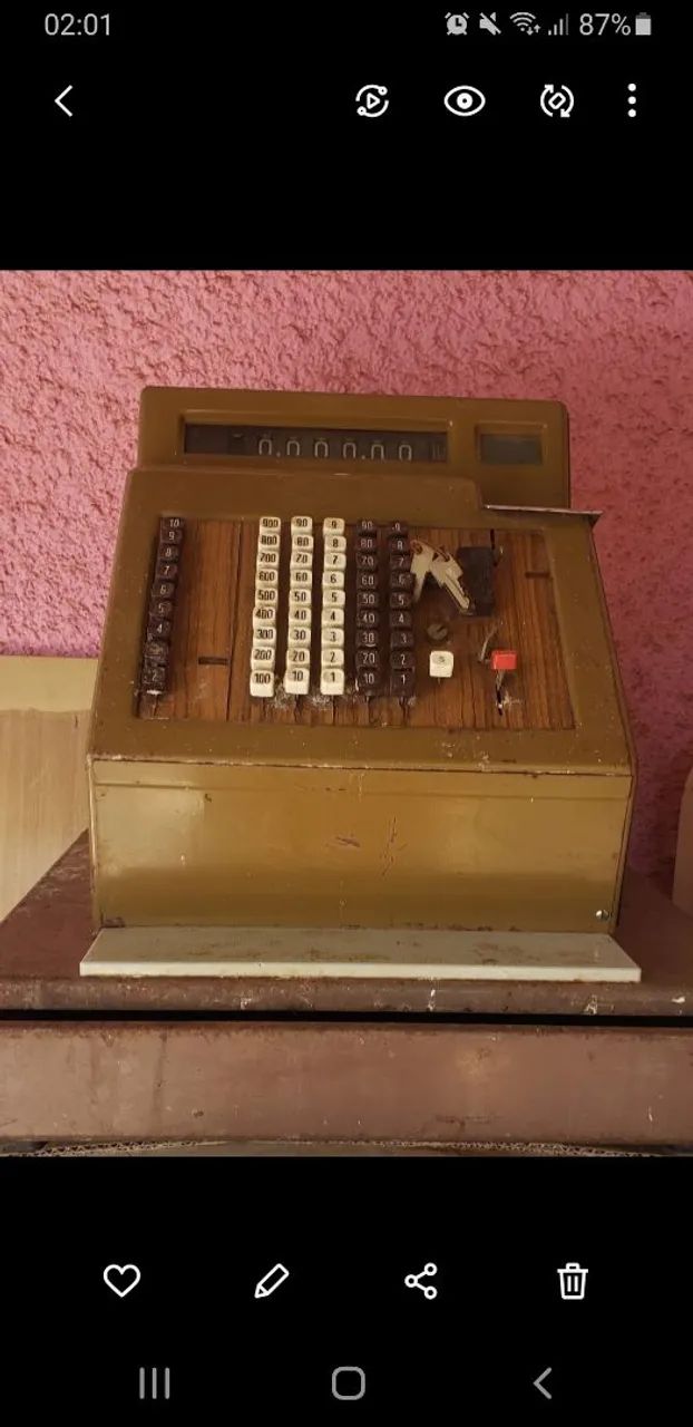 MÁQUINA REGISTRADORA ANTIGA