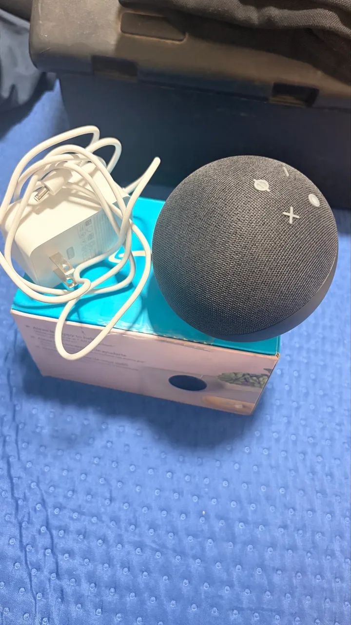 Amazon Echo Dot Echo Dot 4th Gen com assistente virtual Alexa  - Foto 2