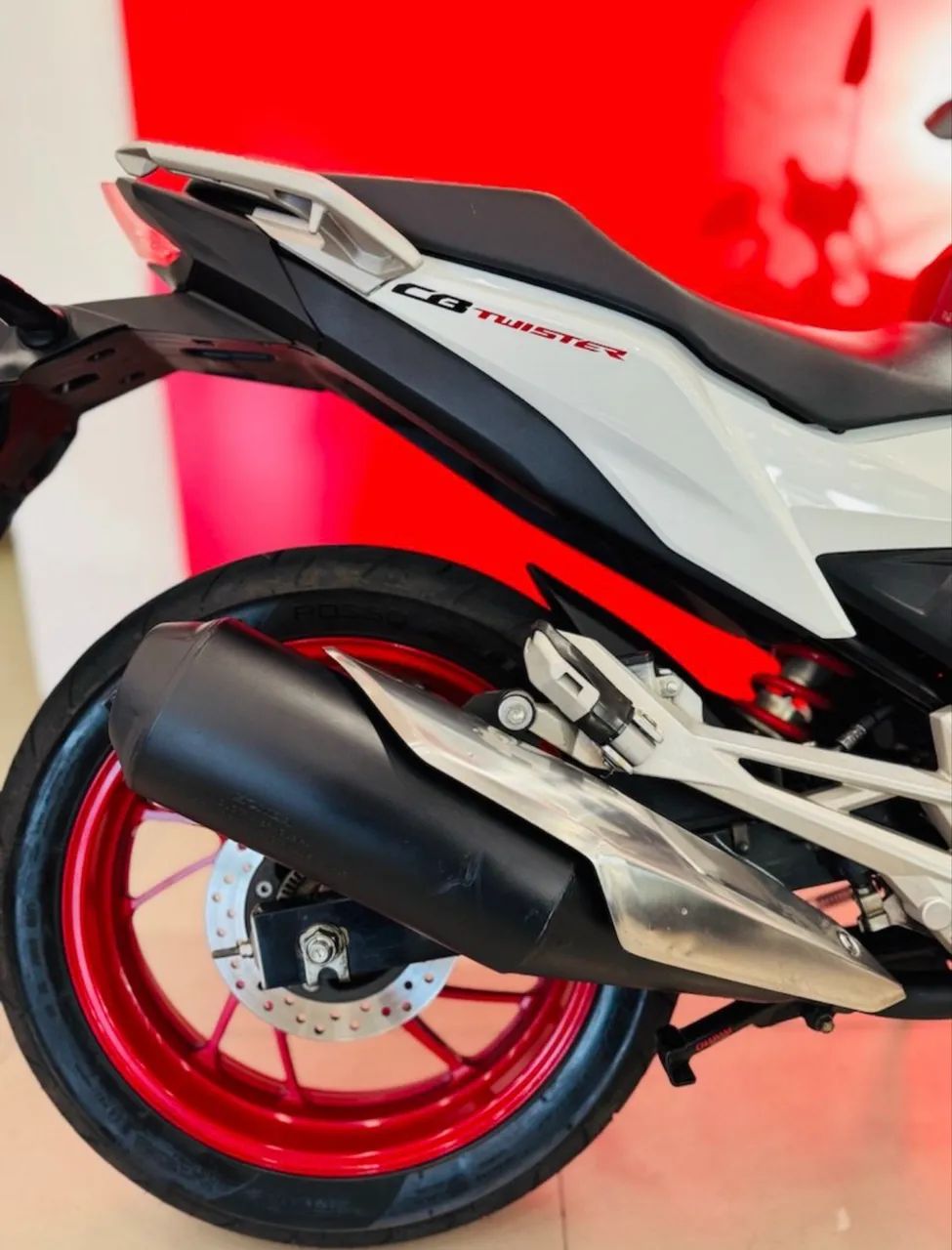 HONDA CB TWISTER 250 - Foto 4