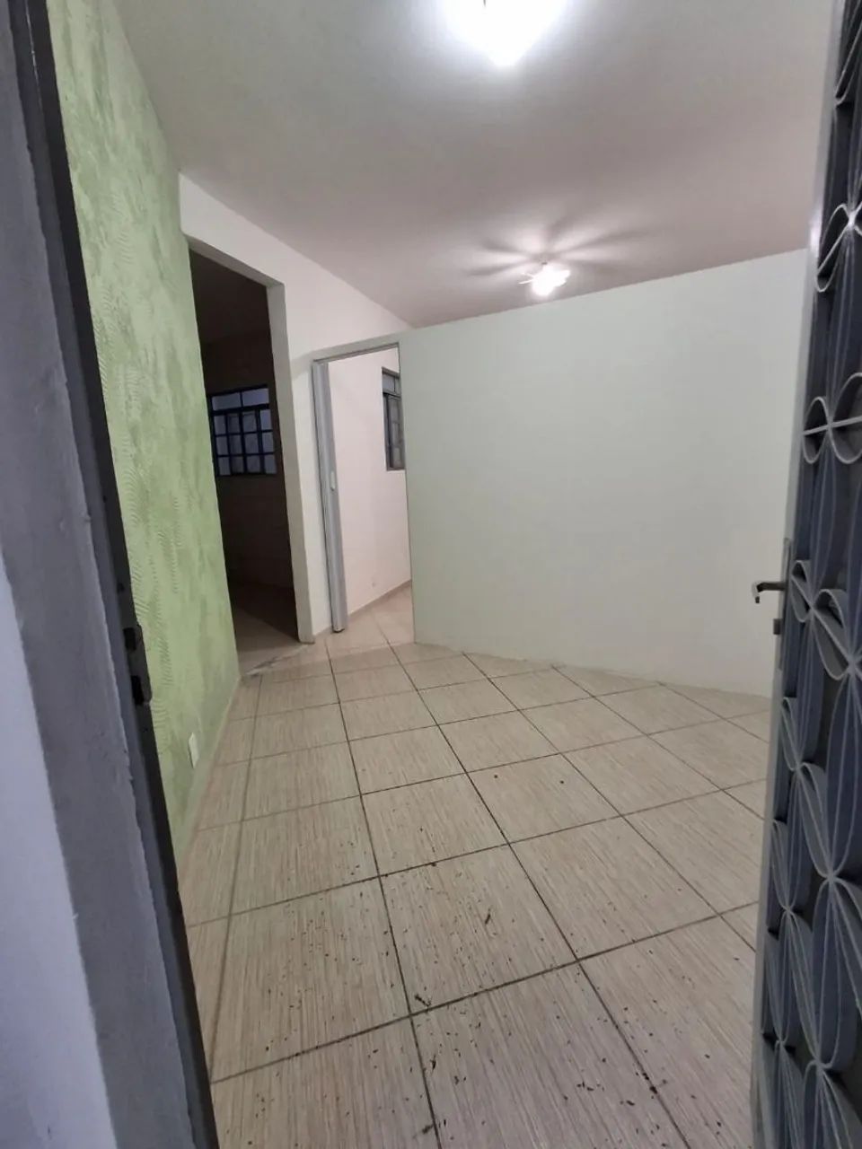 Alugo casa um quarto  - Foto 3