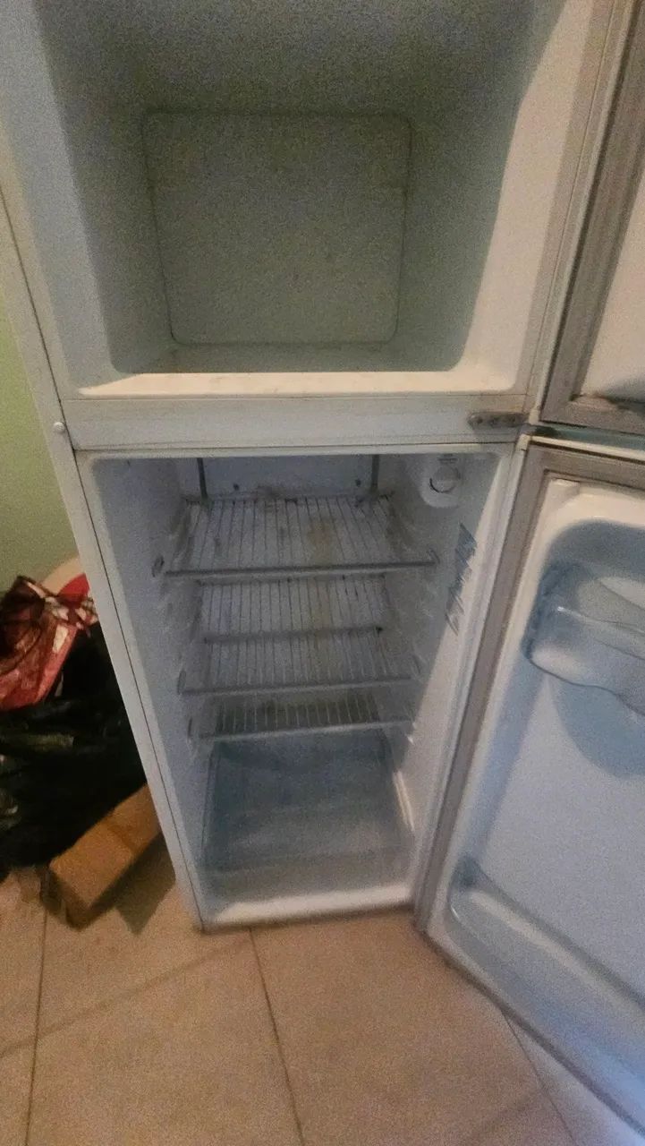 Geladeira Electrolux DC33 Duplex Super Freezer - Funcionando - Foto 3
