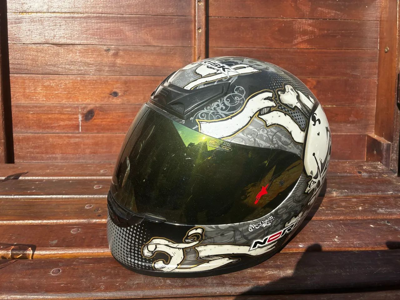 Capacete norisk 