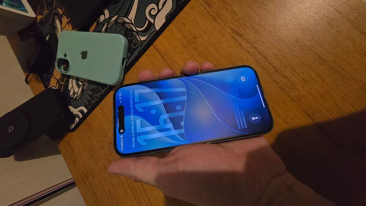 Apple iphone 16 verdade acinzentado, acompanha caixa com cabo película aplicada e capinha  - Foto 5