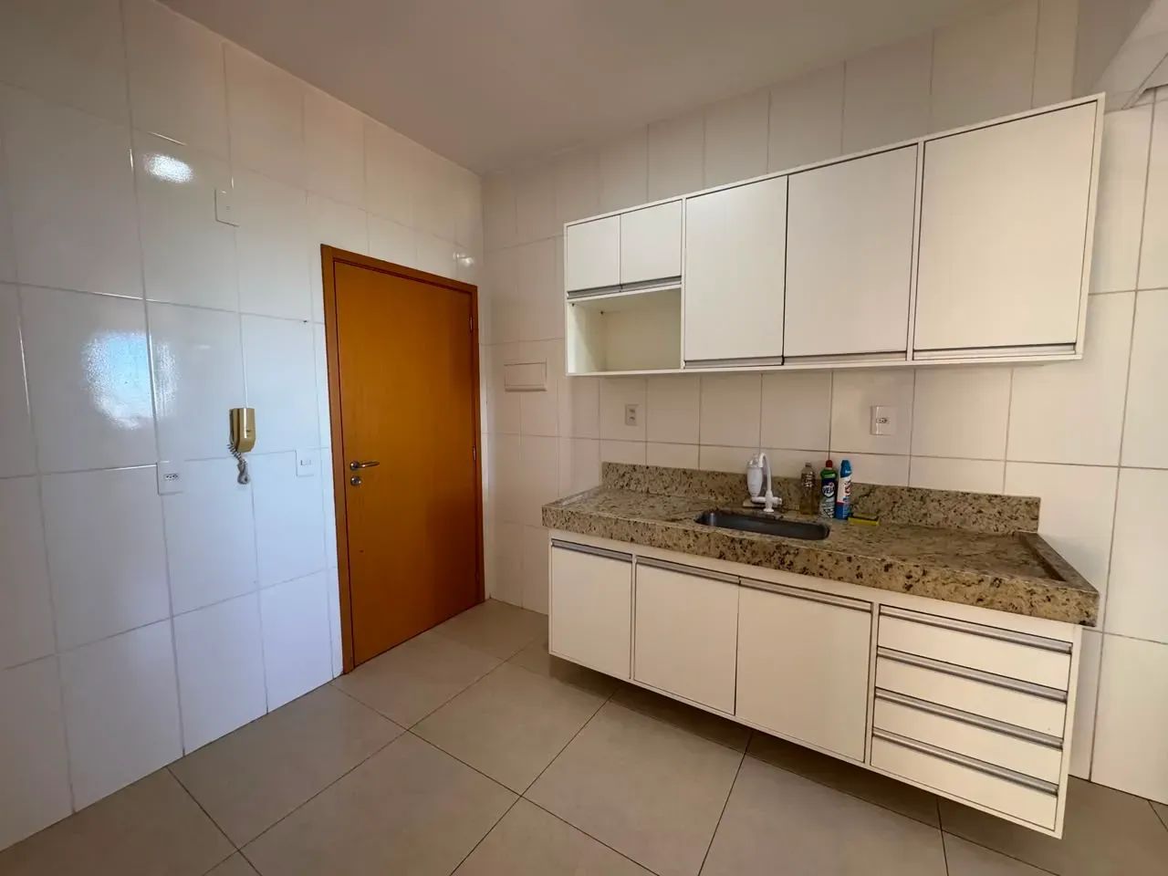 Locação - Apto 3 quartos 2 vagas - Móveis planejados - Foto 5