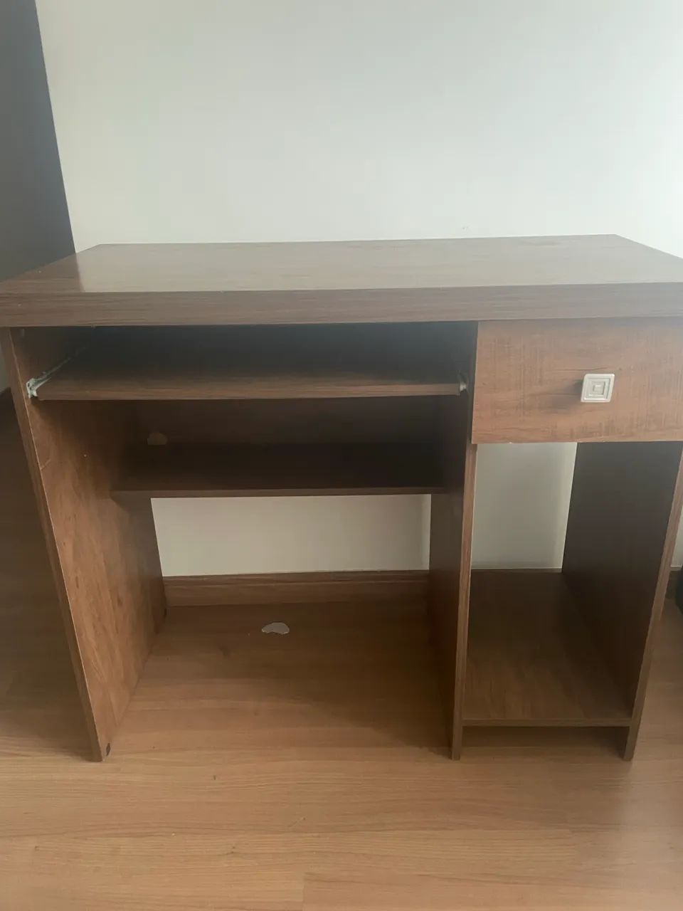 Escrivaninha + Cadeira - Foto 2