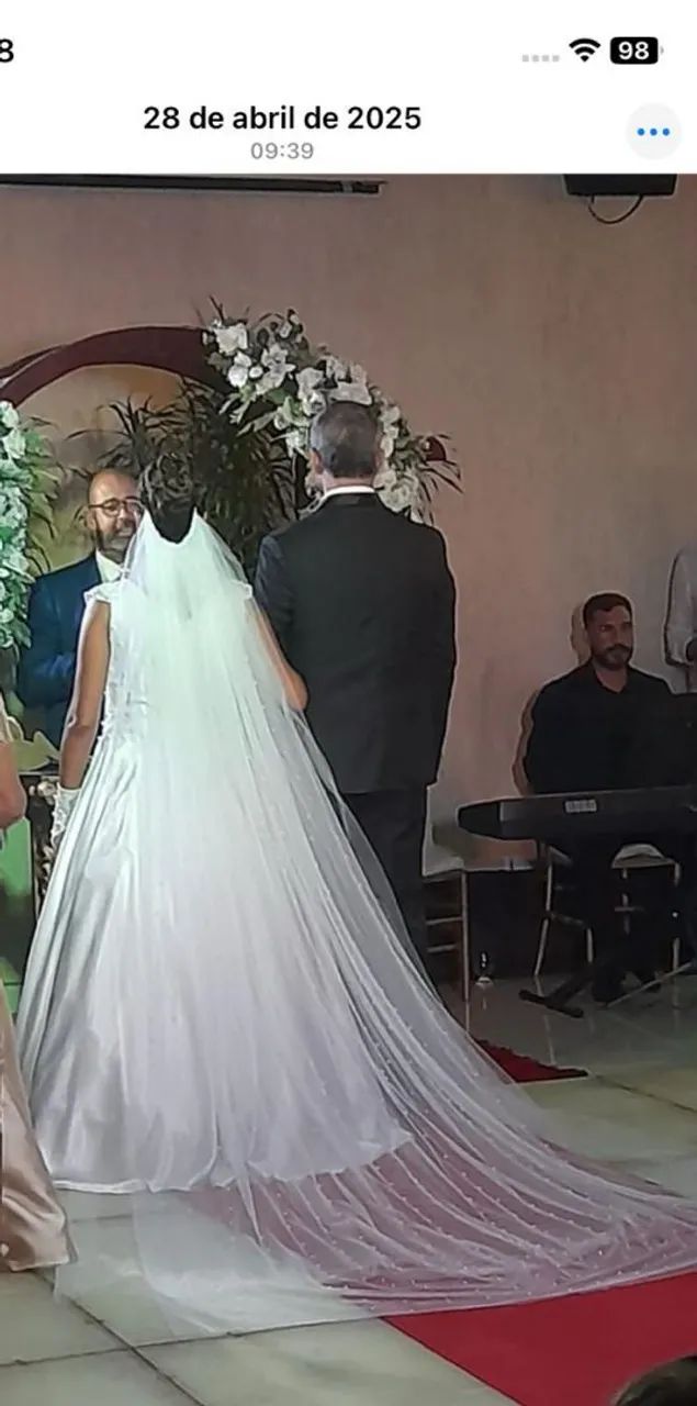 Vestido de noiva completo 