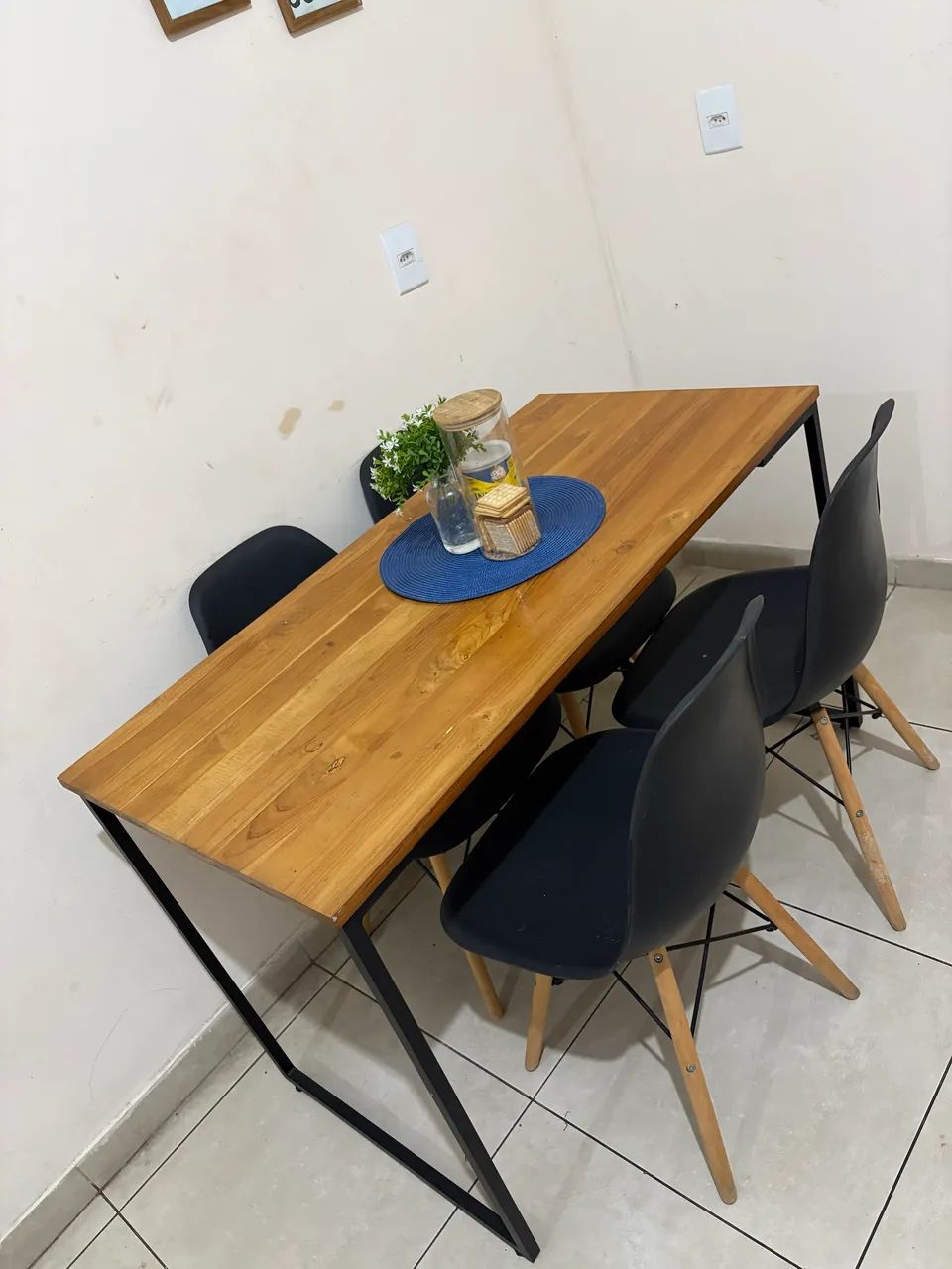 Mesa e cadeiras de jantar - Foto 2