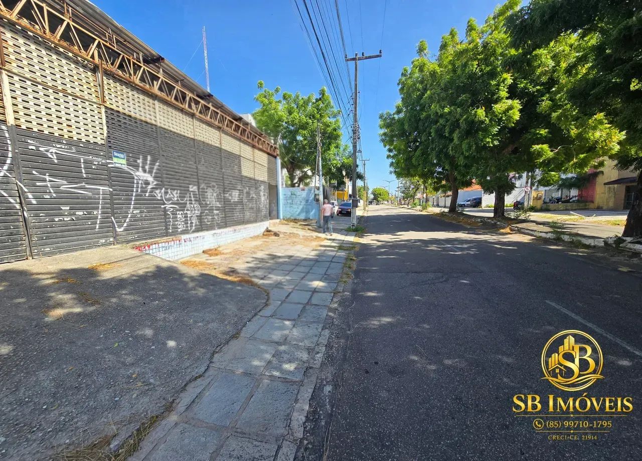 Imóvel para venda com 511 metros quadrados em Vila União - Fortaleza - CE