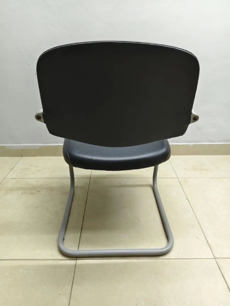 Cadeira em COuro - Foto 3