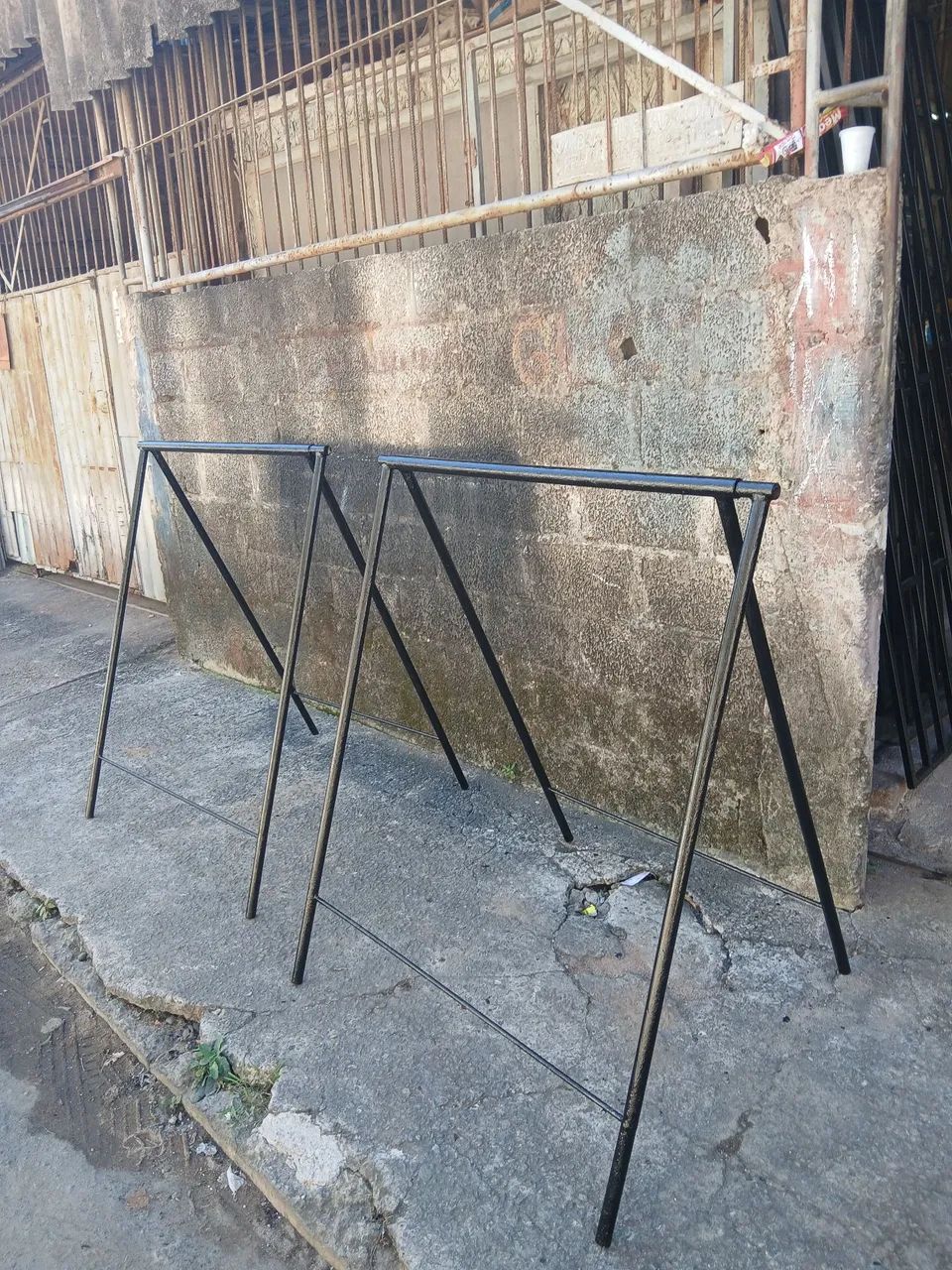 Cavalete dobrável resistente 