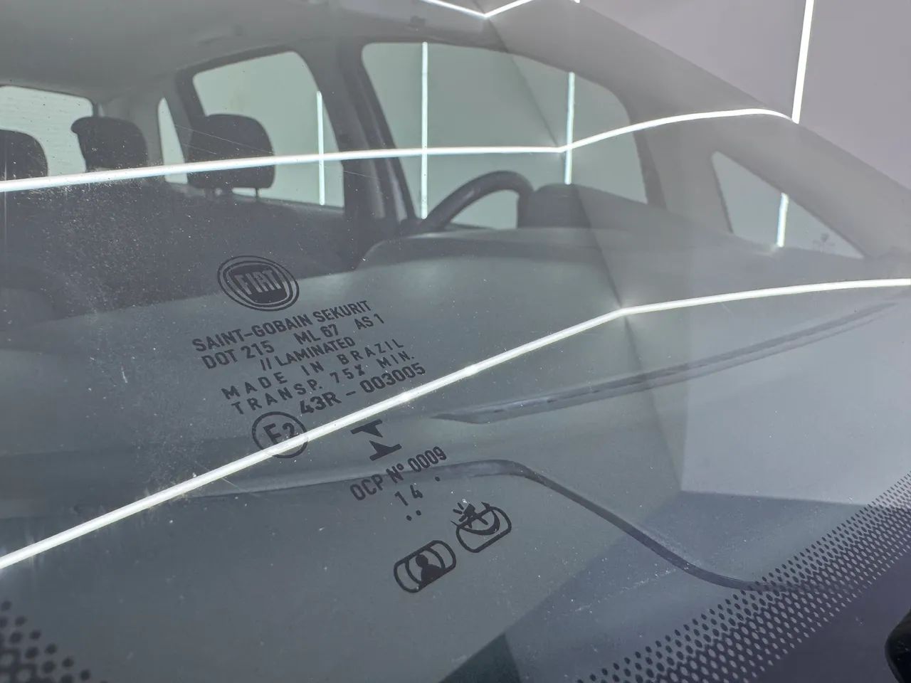 Fiat Idea Essence 1.6 Flex 16V 5P 2015 - Foto 4