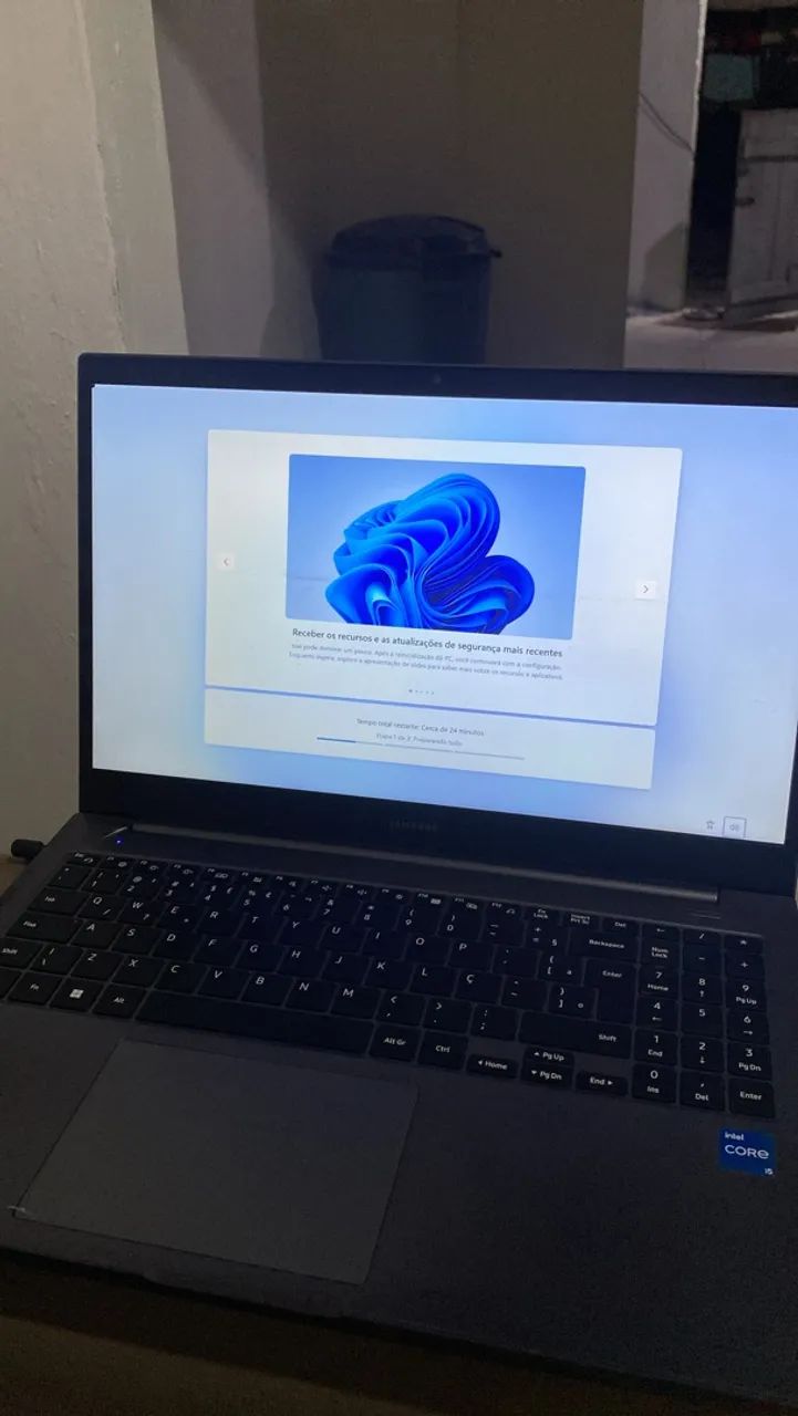 Vendo notebook Samsung i5core SSD - Foto 4