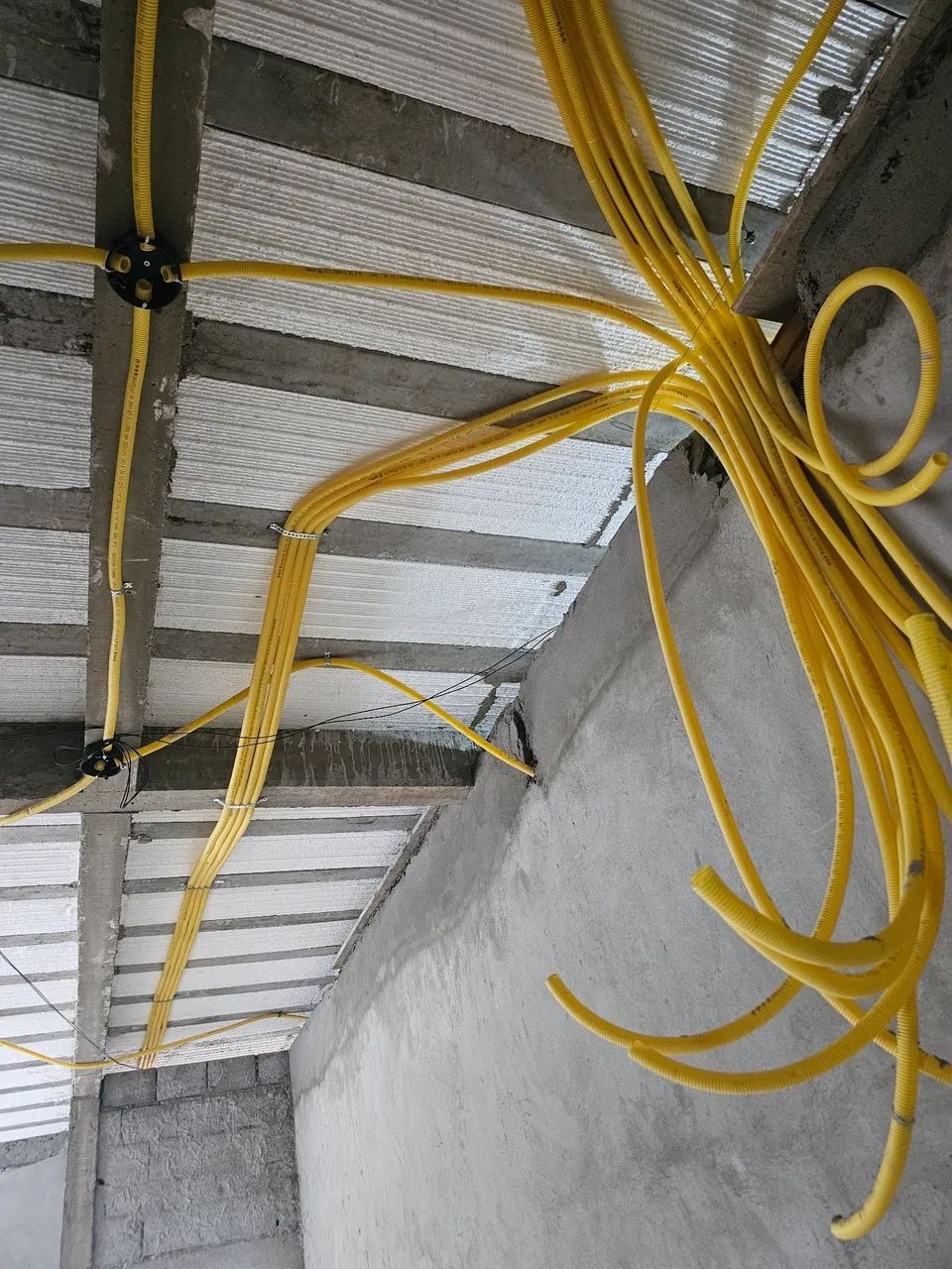 Eletricista Técnico  - Foto 2
