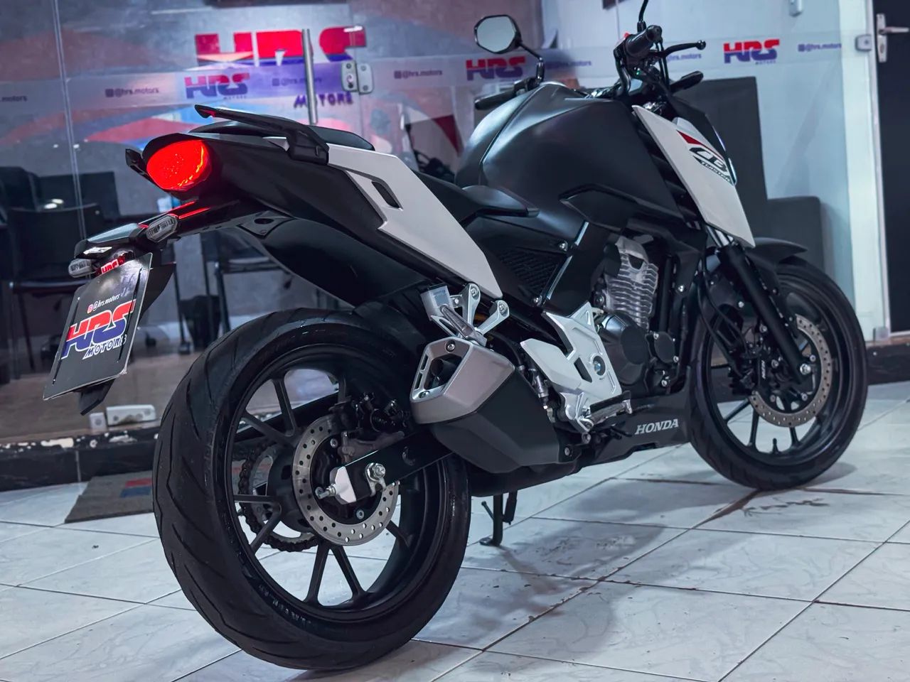 CB TWISTER 300F FLEX 2026 - EXCLUSIVA - Foto 8
