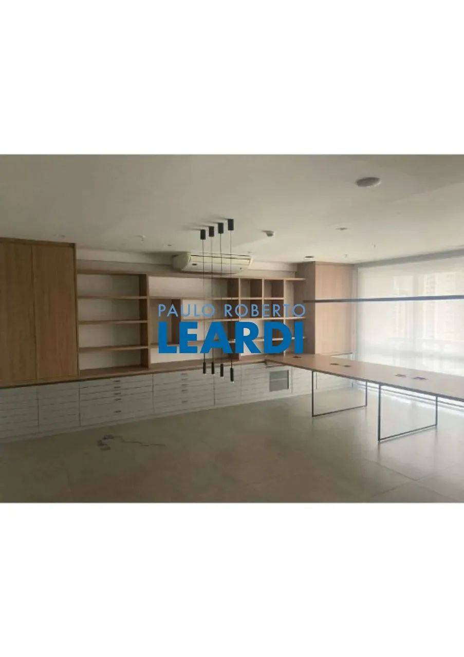 CONJ. COMERCIAL - VILA LEOPOLDINA - SP