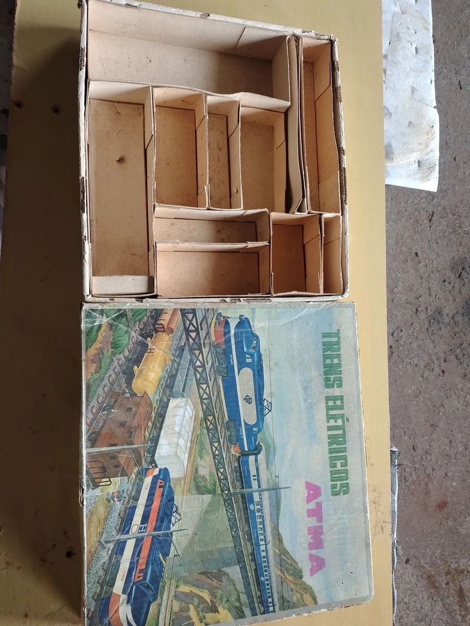 Caixa vazia de brinquedo antigo - Foto 5