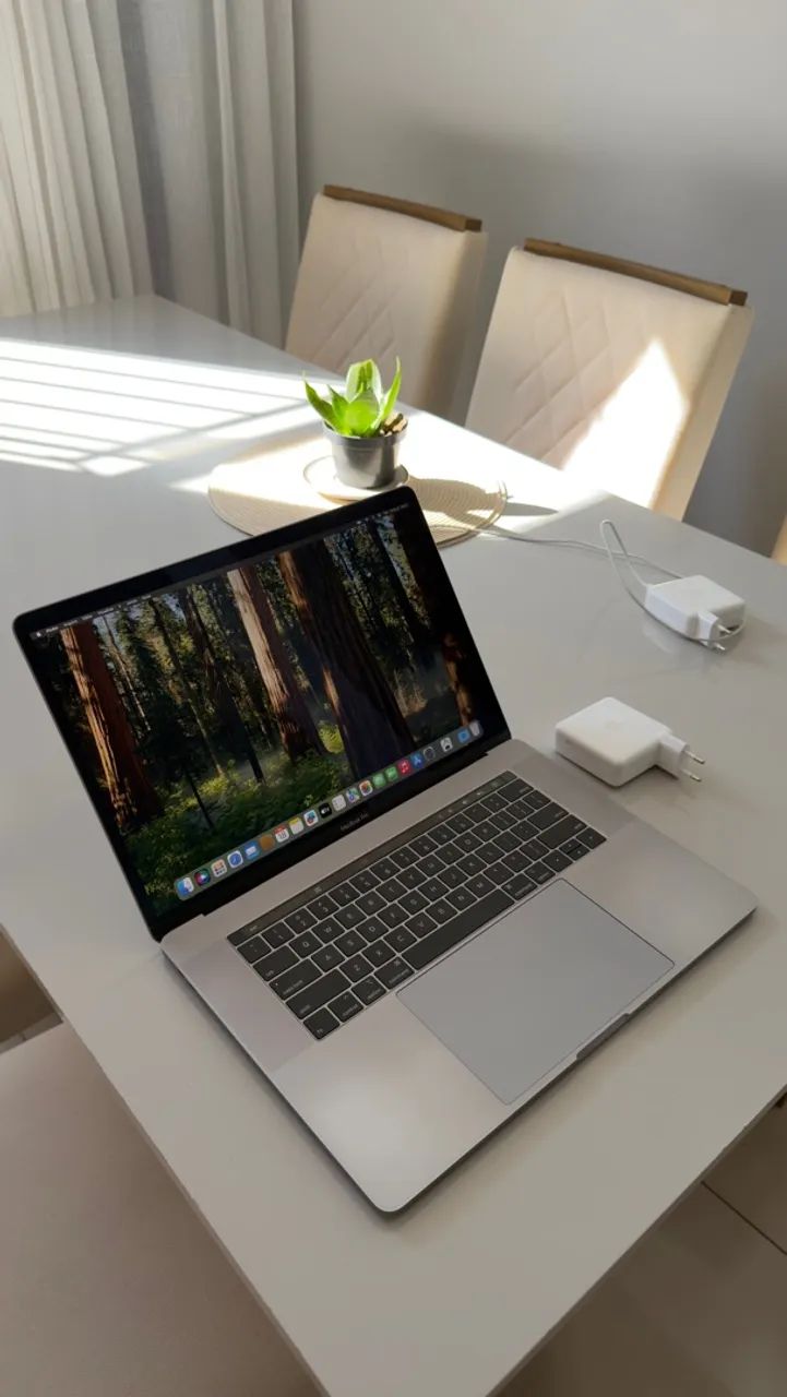 MacBook Pro Tela 16 - Foto 2