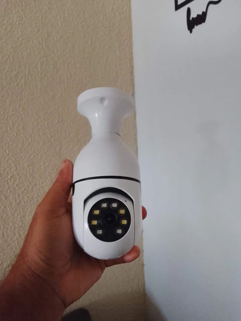 CÂMERA DE SEGURANÇA LÂMPADA - NOVA NA CAIXA 