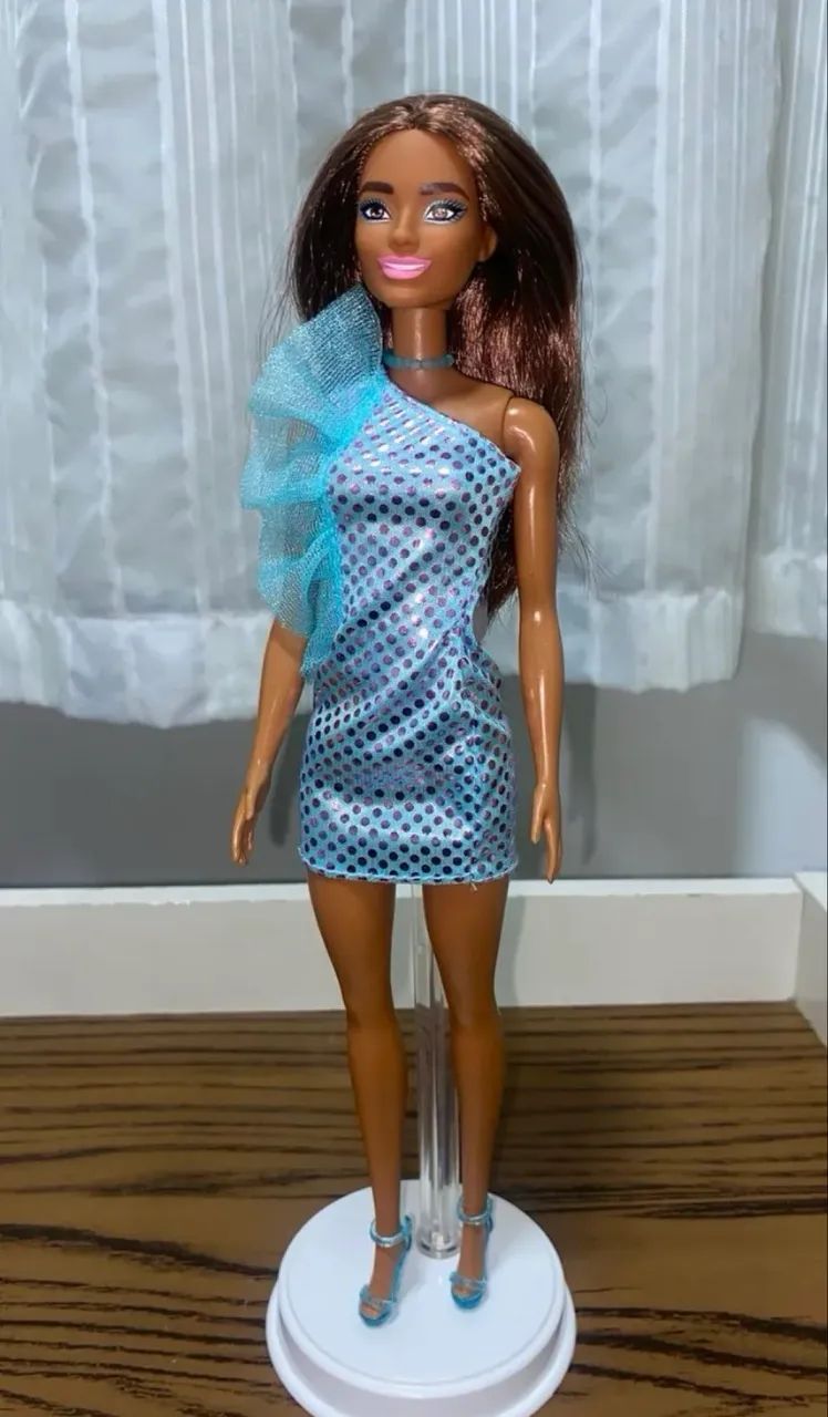 Barbie Básica  - Foto 4