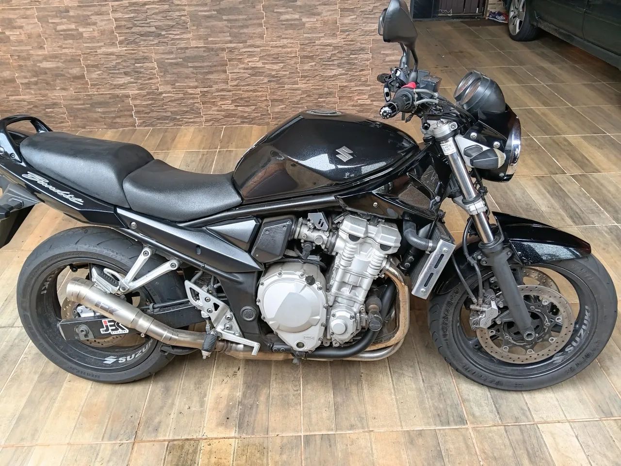 Bandit 650n muito integra  - Foto 3