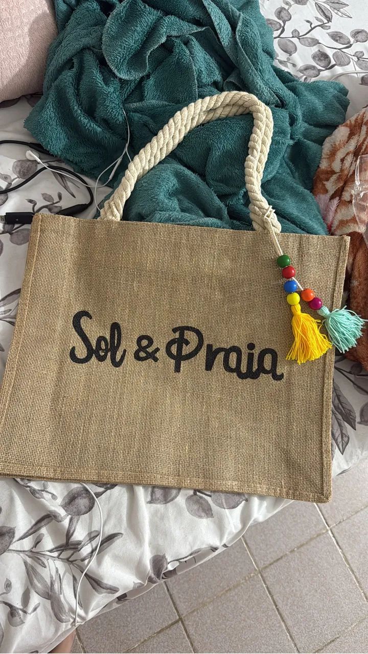 Troco bolsa de praia por outra 