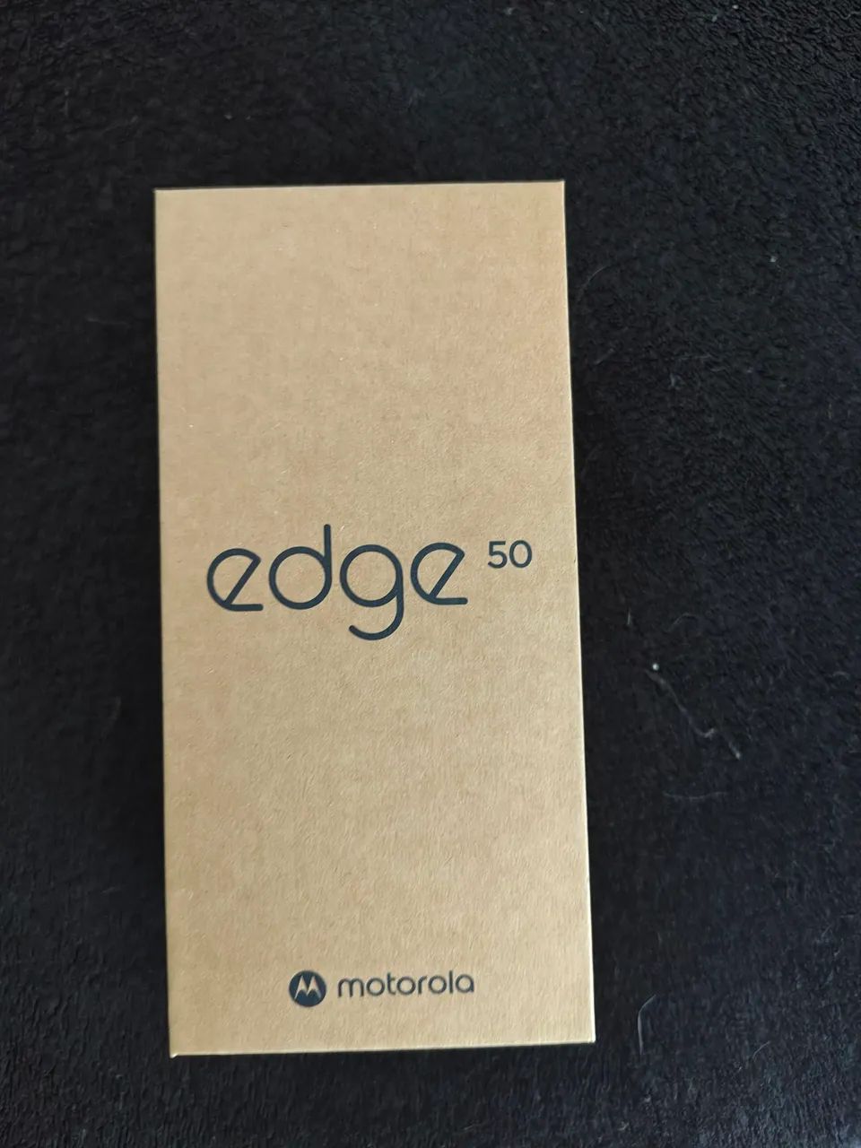 Celular Motorola Edge 50 5g - 256gb  em ótimo estado. 