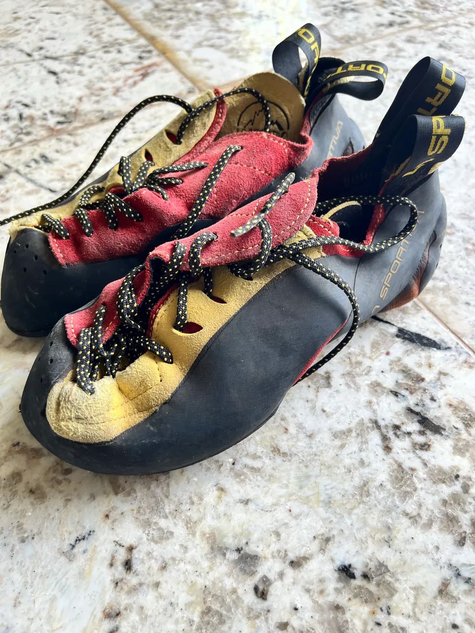 Sapatilha de escalada La Sportiva Testarossa -  TAM. 40/5 EU