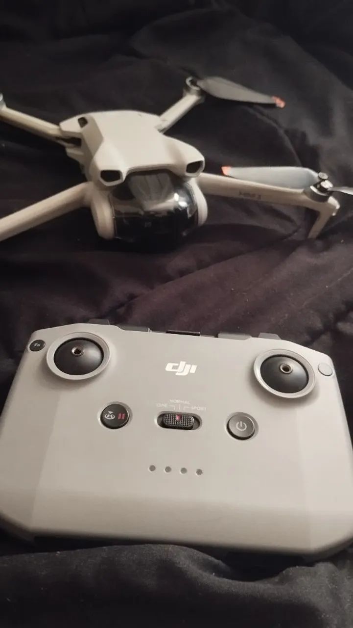 Drone DJI Mini 3 (KIT FLYMORE)